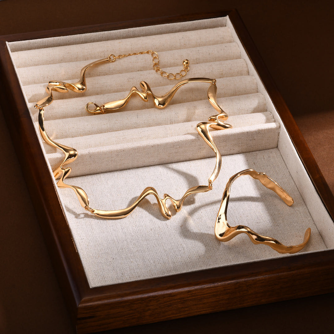 The Aurelia Set